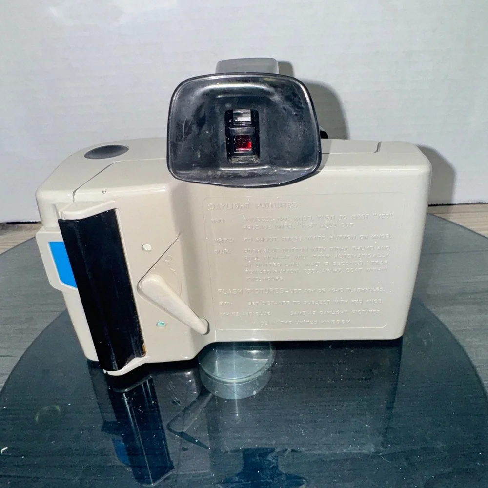 VINTAGE POLAROID Swinger Sentinel Land Camera Model 15 Film Photography